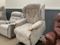 Lincoln Riser Recliner