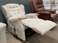 Lincoln Riser Recliner