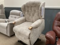 Lincoln Riser Recliner