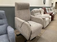Toledo Riser Recliner