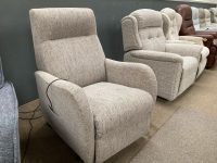 Toledo Riser Recliner