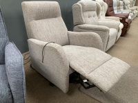 Toledo Riser Recliner