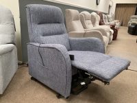 Valencia Riser Recliner