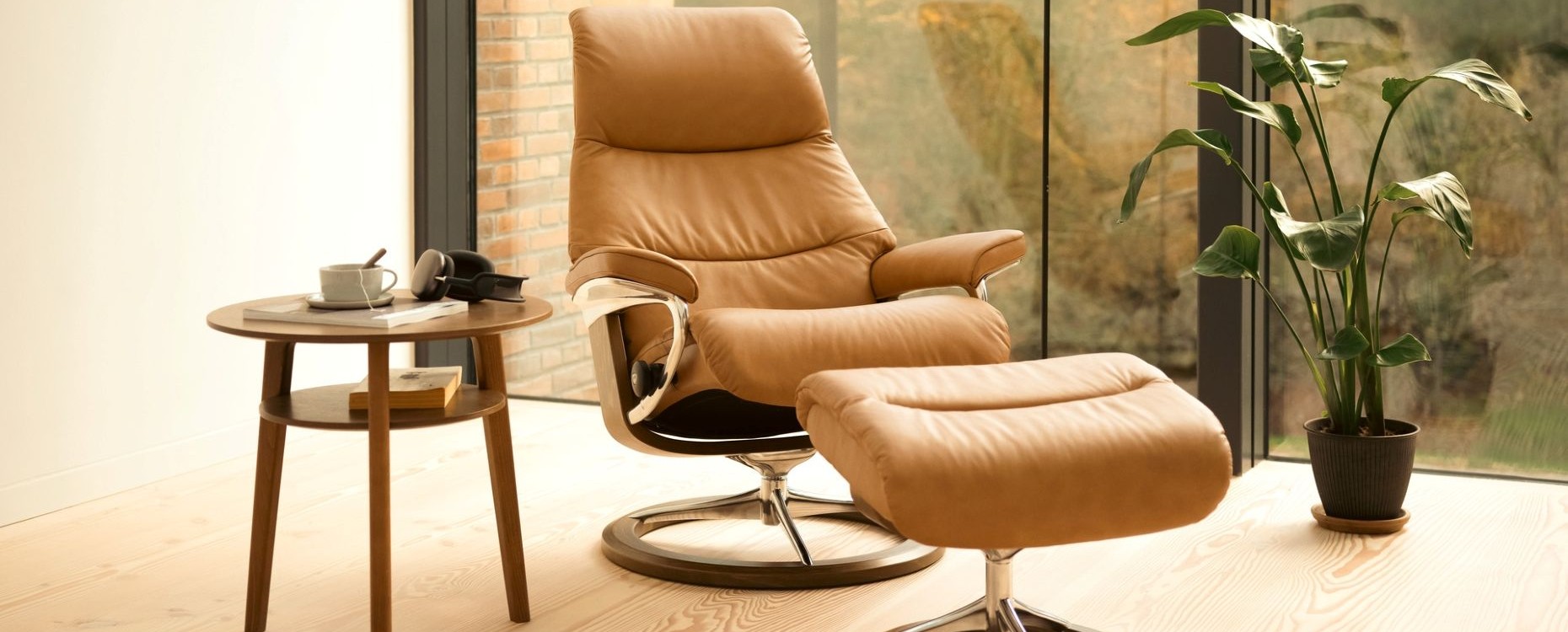 Stressless View Recliner Chair and Footstool